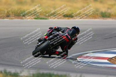 media/Apr-30-2023-CRA (Sun) [[020fcf5d43]]/Race 3-1000 Amateur Supersport/